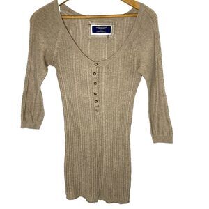 AMERICAN EAGLE Cable Knit Sweater Fitted Slim V-Neck 3/4 Sleeve Y2K Womens M Tan